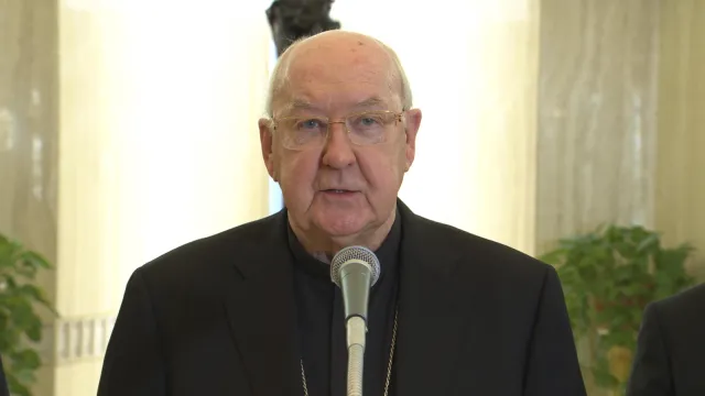 Kto zarządza Watykanem i Kościołem, gdy nie ma papieża? Zobacz, kim jest  Kevin Farrell i co należy do jego obowiązków