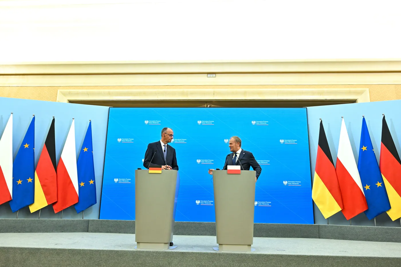 Tusk o Merzu: Będę pamiętał, kto wsparł mnie ws. ograniczenia prawa do azylu