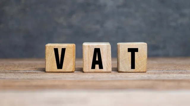 Jak gmina powinna rozliczyć w VAT wniesienie aportem nieruchomości do TBS