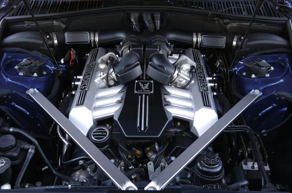 449221-phantom-drophead-coupeimage50.jpg