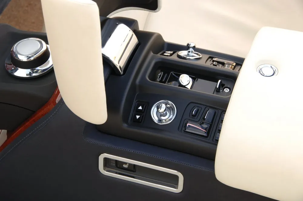 449251-phantom-drophead-coupeimage52.jpg