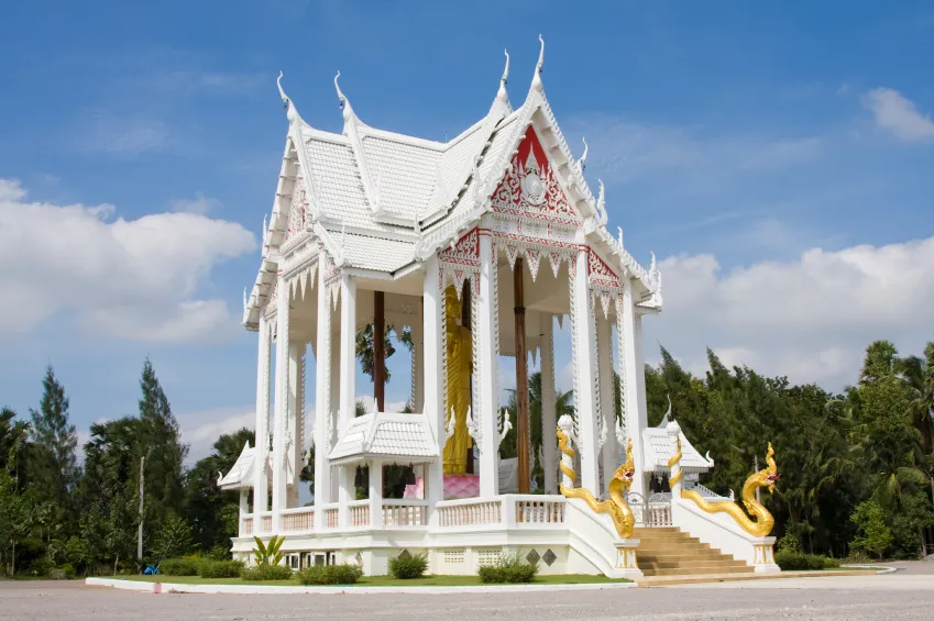 917410-biala-swiatynia-blisko-hua-hin.jpg