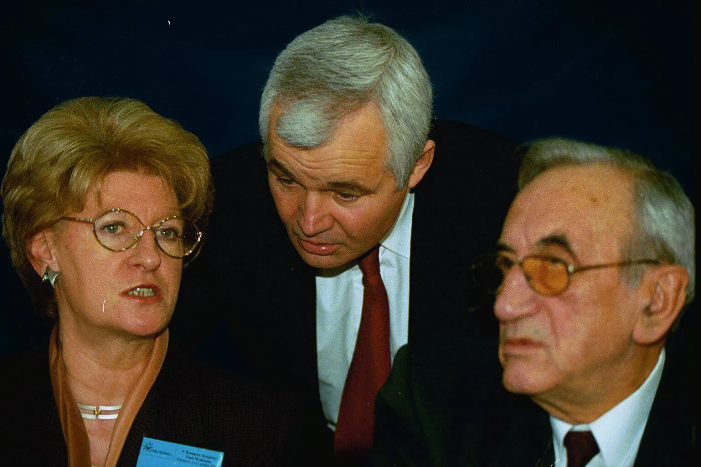 1537837-2000r-v-kongres-unii-wolnosci.jpg