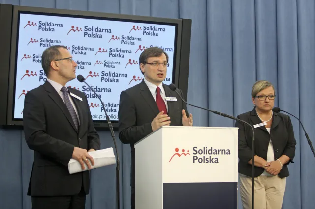 Solidarna Polska przekonuje do odwołania Rostowskiego