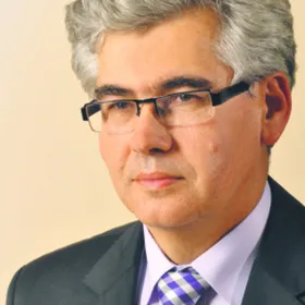 1457839-krzysztof-mlynarski-notariusz.jpg
