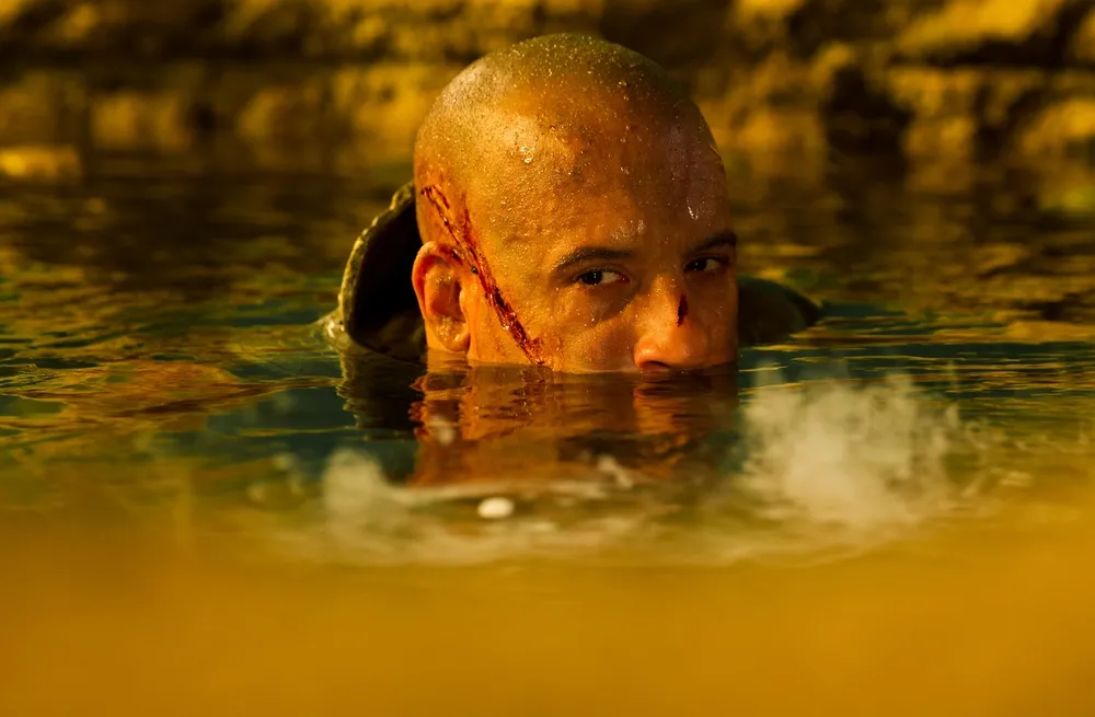 1464345-vin-diesel-w-filmie-riddick.jpg