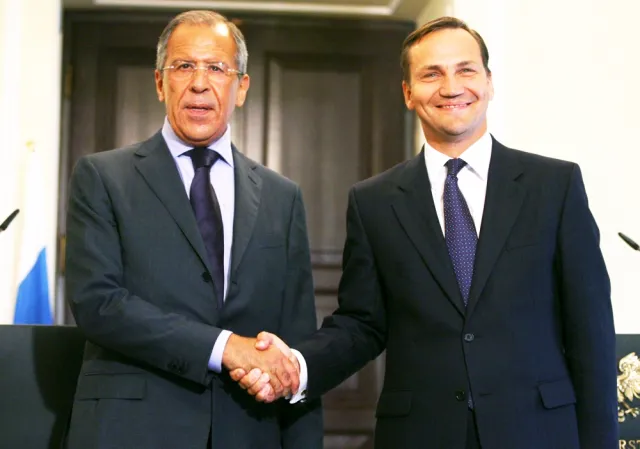 Twitterowa dyplomacja: Polityczne spory toczą się dziś w Internecie