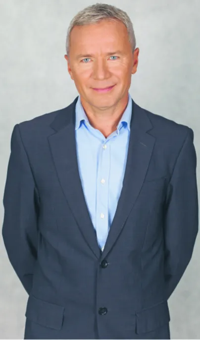 2251968-adam-uszpolewicz-prezes-grupy.jpg