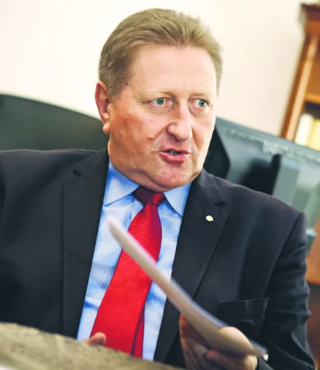 2255626-tadeusz-slawecki-wiceminister.jpg