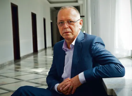 2284807-dr-waldemar-gontarski-dziekan.jpg