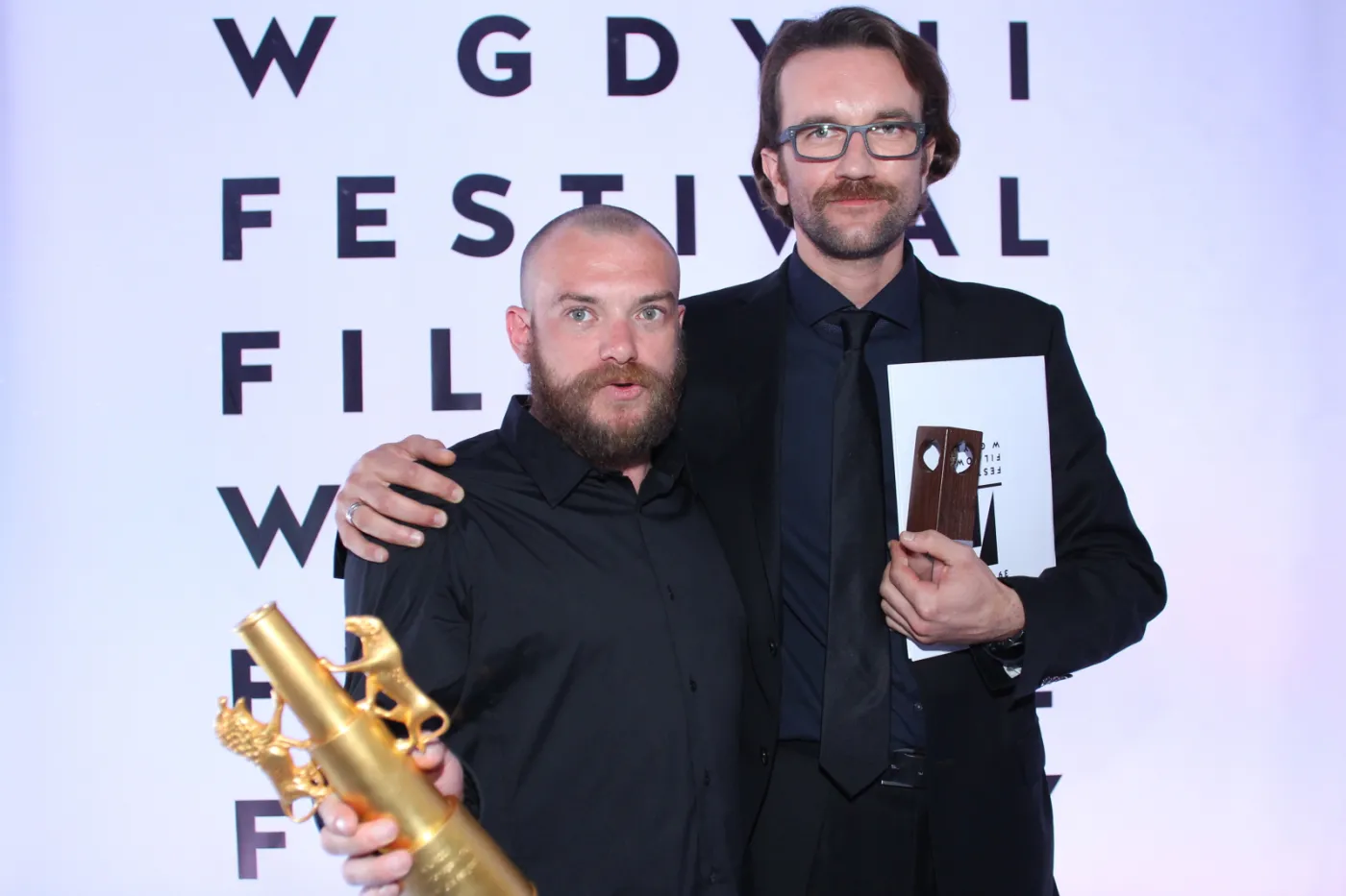 Reżyser filmu "Bogowie" Łukasz Palkowski i aktor Tomasz Kot w Gdyni. Fot. PAP/Piotr Wittman 