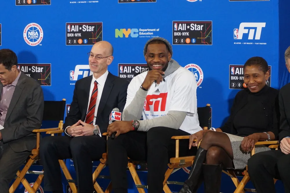 2574871-lebron-james-usa-koszykowka.jpg