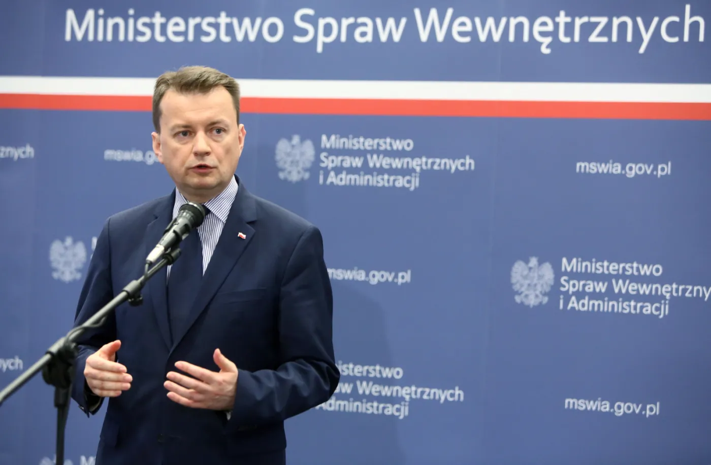 Błaszczak po zamachu w Nicei: Służby nie raportują podwyższonego zagrożenia w Polsce
