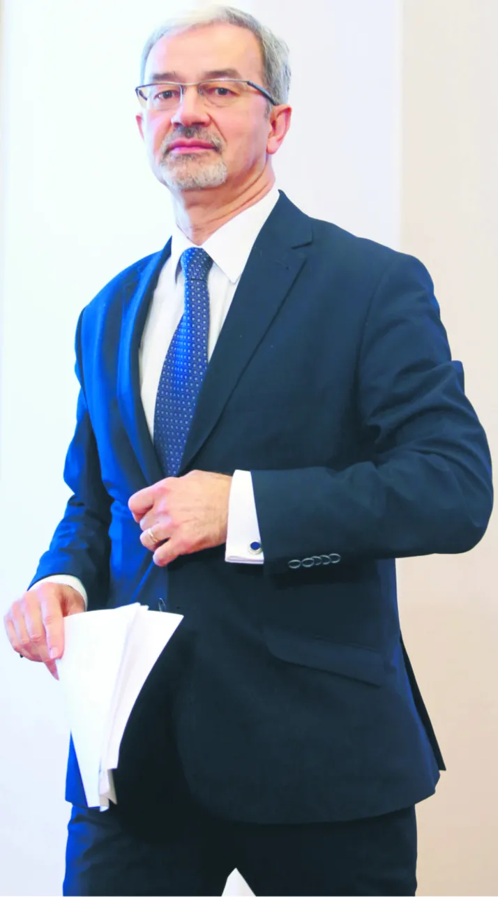 2635067-jerzy-kwiecinski-wiceminister.jpg