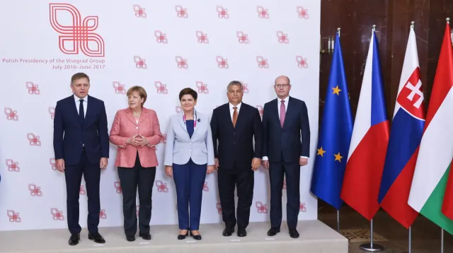 Szydło: Trzeba wyciągnąć wnioski z referendum w Wielkiej Brytanii i dbać o silną UE