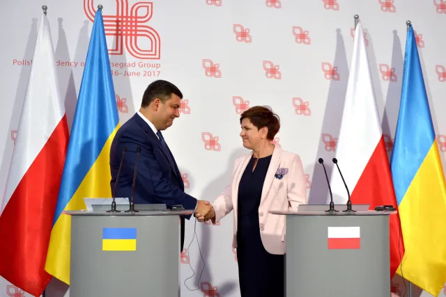 Premier o zbrodni wołyńskiej: Trudne sprawy trzeba wyjaśniać i opierać o prawdę