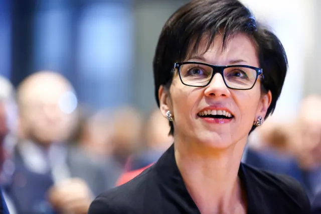 Szefowa GPW w Krynicy: Trzeba przekonać Polaków, że muszą oszczędzać na emerytury