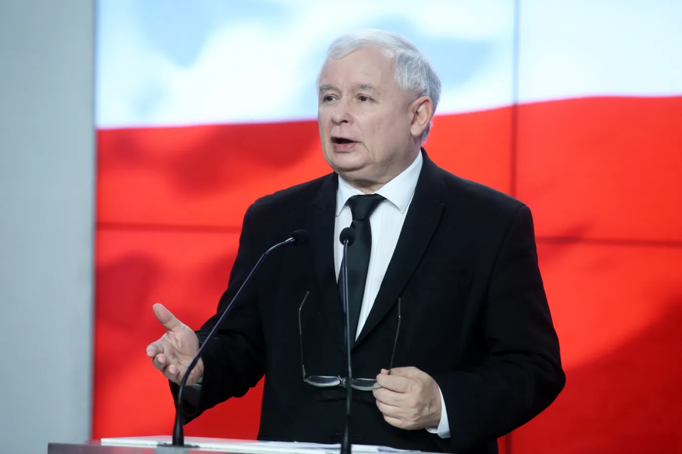 Dobra zmiana, czyli 12 miesięcy rządów PiS