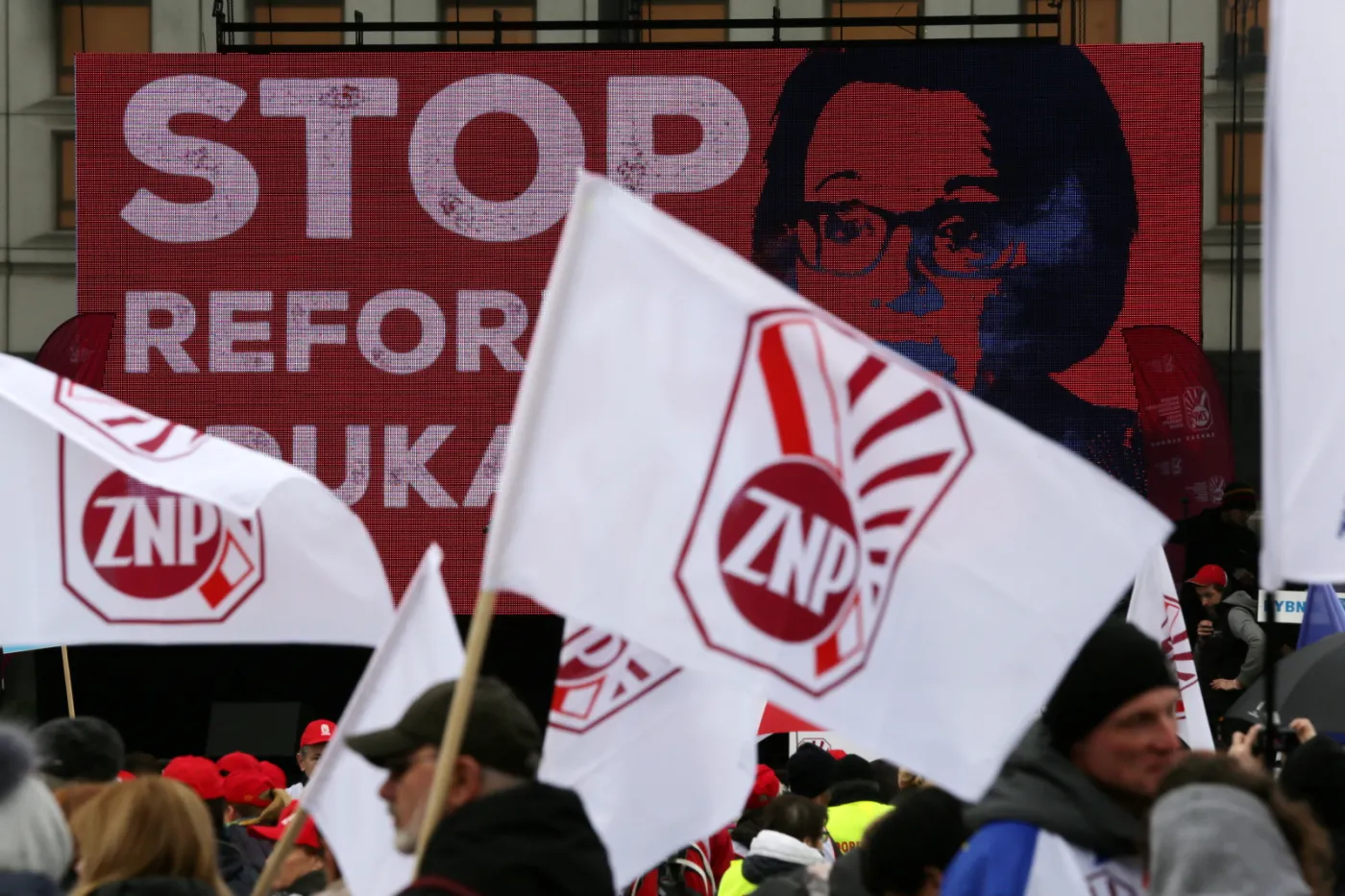 Manifestacja "Nie dla chaosu w szkole" 