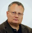 2374404-marek-plesniar-dyrektor-biura.jpg