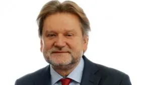 2428160-jaroslaw-pinkas-wiceminister.jpg