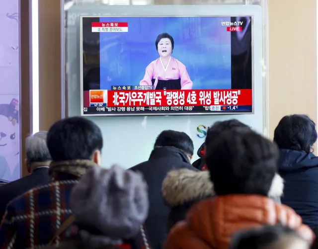 Korea Północna: Sukces nocnego wystrzelenia rakiety dalekiego zasięgu