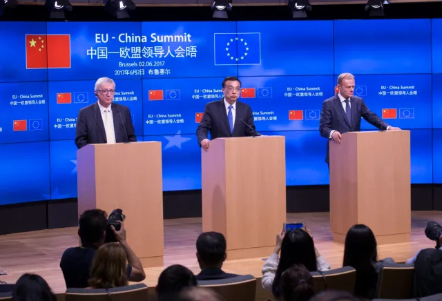 Porozumienie klimatyczne: Europa wzywa smoka do walki z ociepleniem