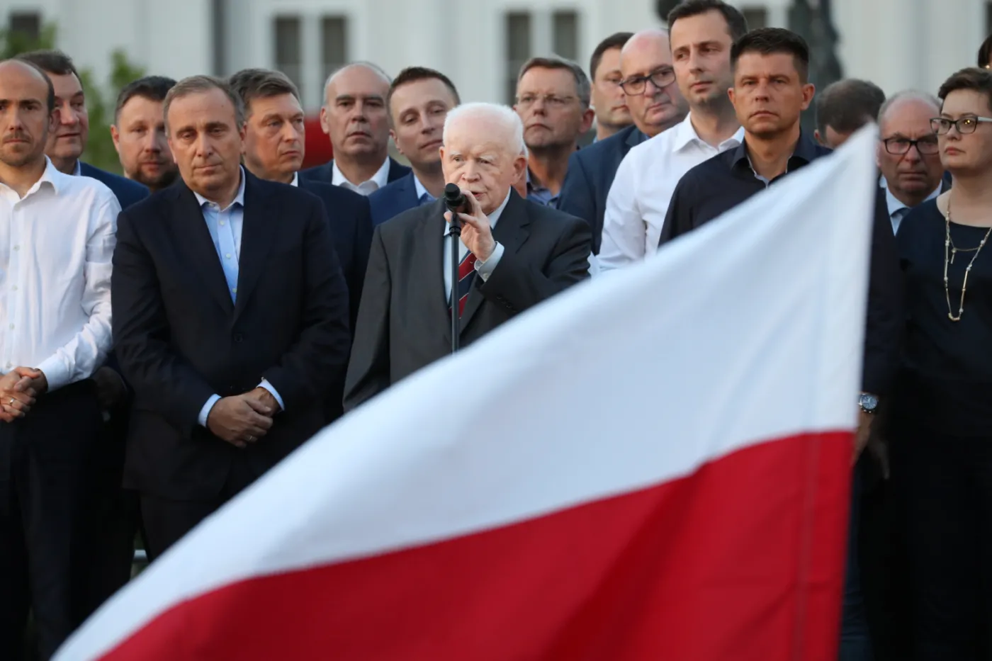 Protest pod Pałacem Prezydenckim