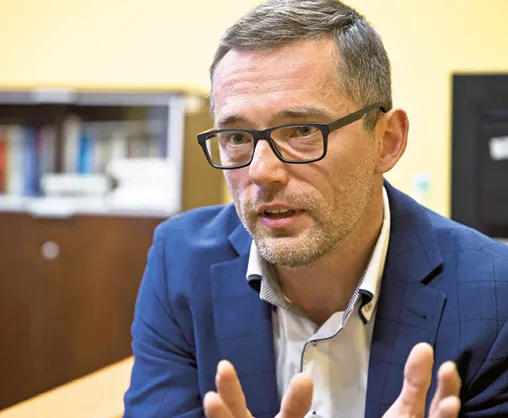 3116951-dr-piotr-stankiewicz-dyrektor.jpg