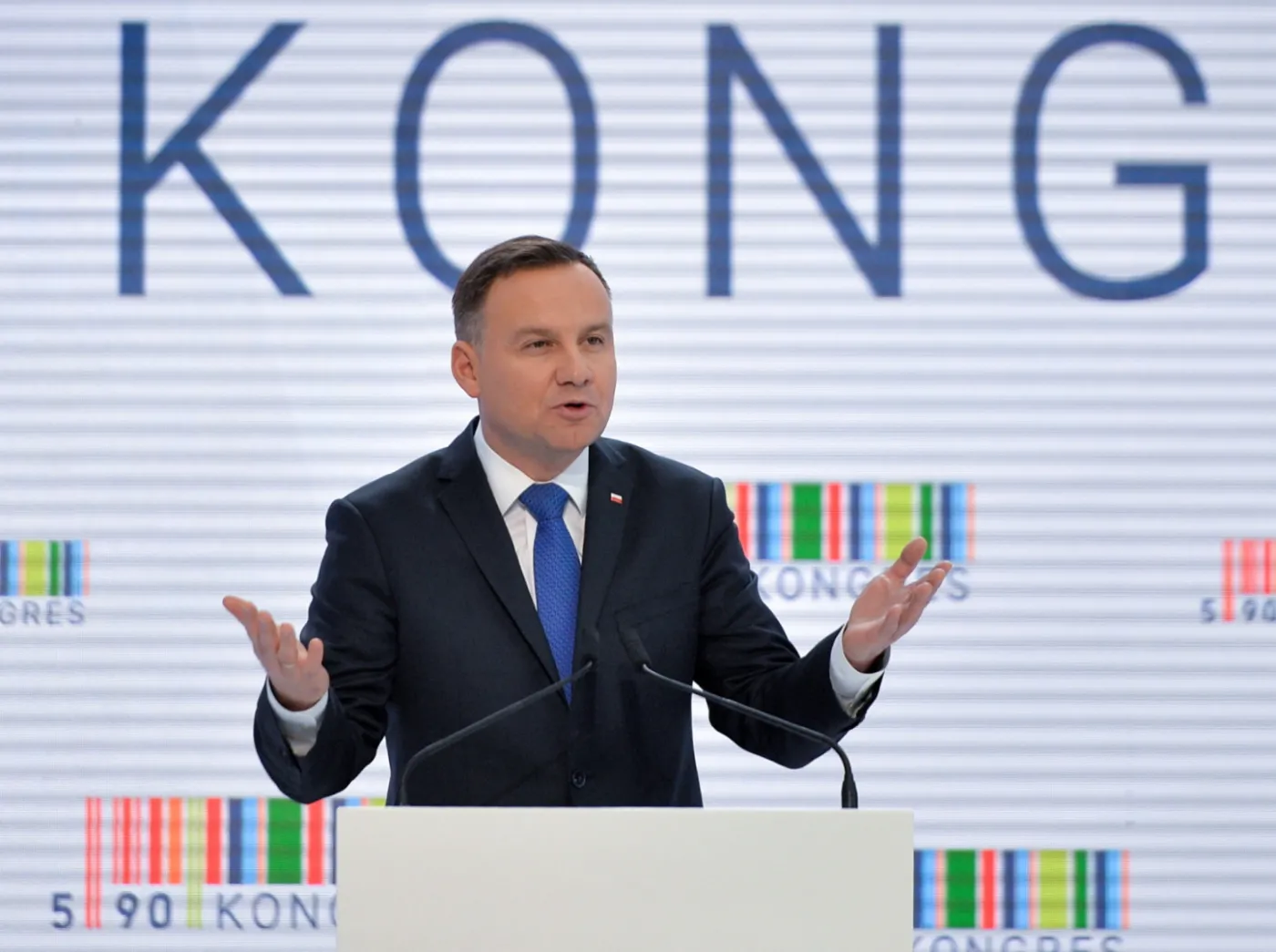 Duda: Ktoś, kto głosuje przeciwko Polsce nie ma prawa się nazywać polskim deputowanym