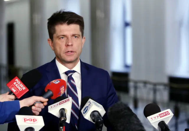 Petru: Mówienie o puczu, gdy PiS łamie konstytucję jest niepoważne