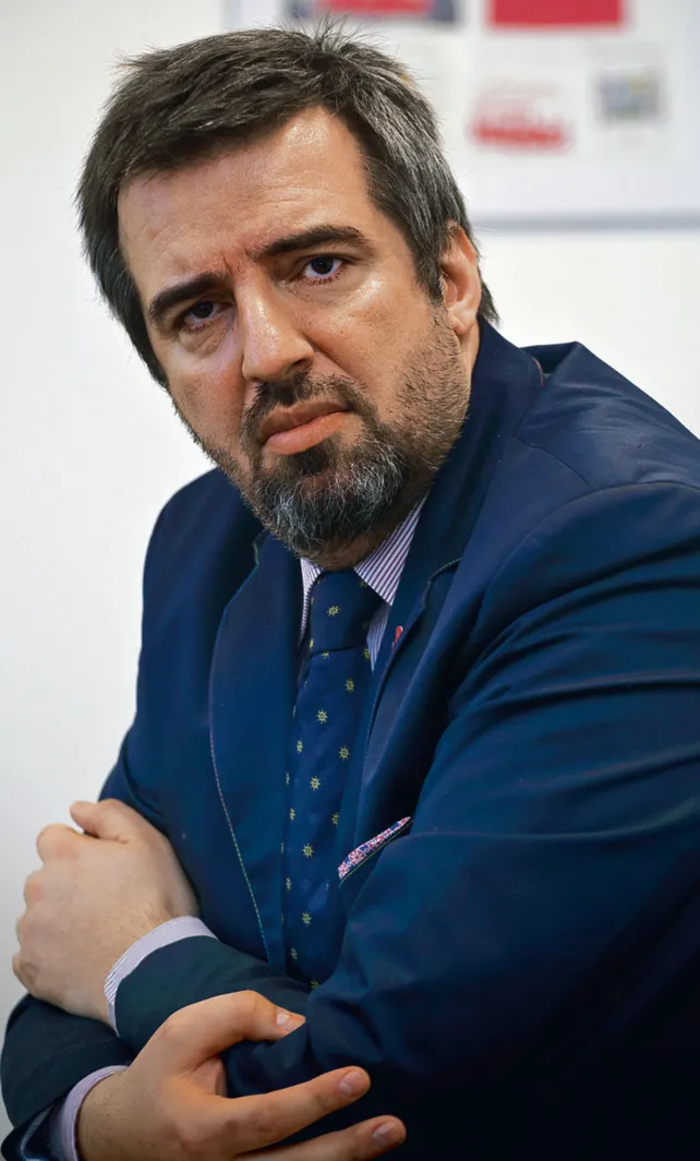 2785990-fryderyk-zoll-prof-uj-i-prof.jpg