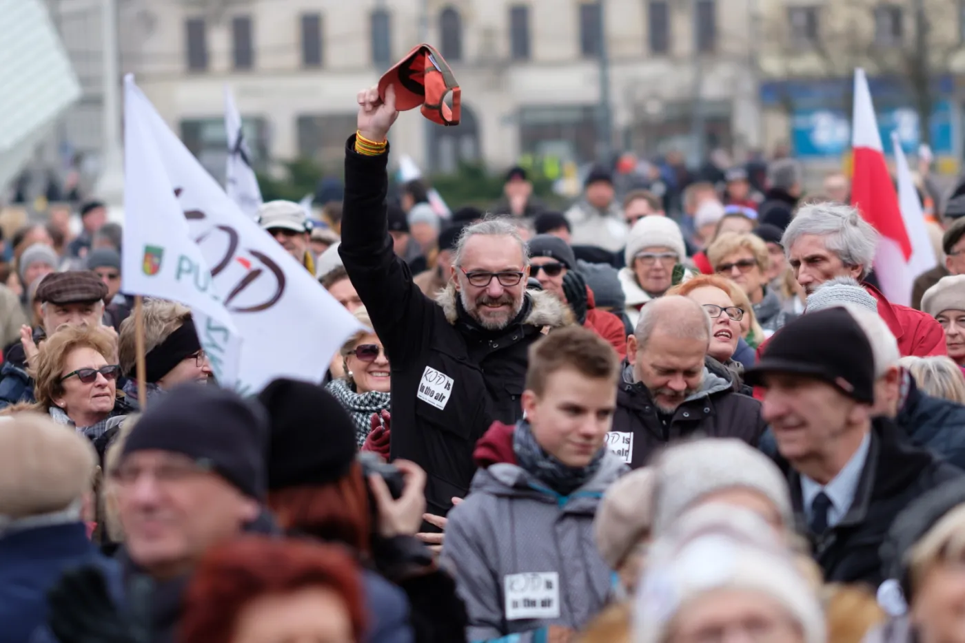 2827546-kod-poznan-mateusz-kijowski.jpg