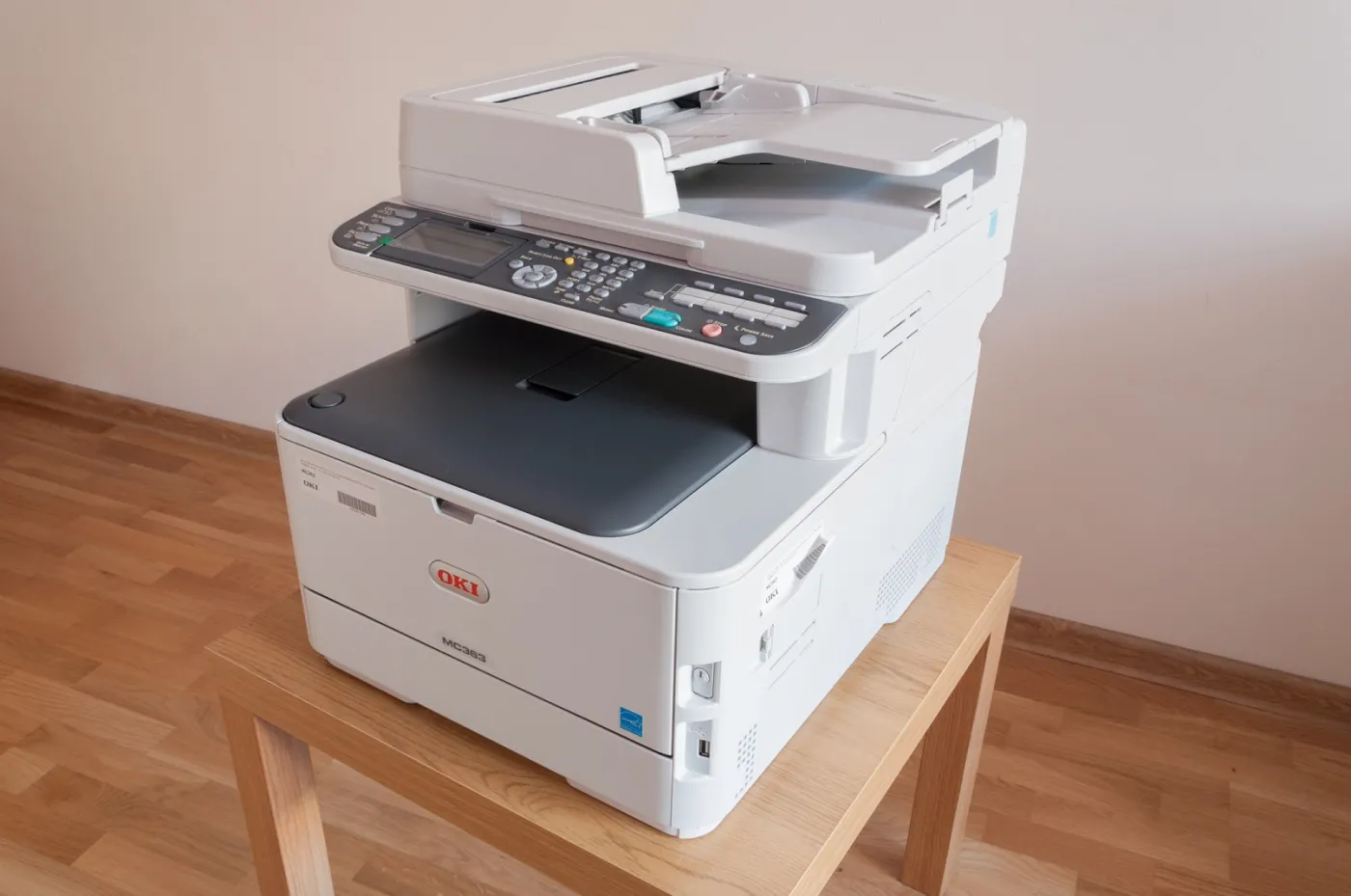 Jaką drukarkę do biura wybrać – test OKI MC363dn