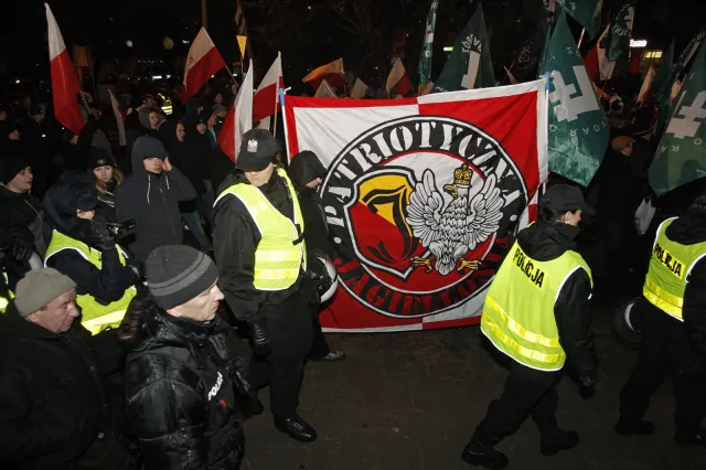 ONR maszerował w Hajnówce ku czci "żołnierzy wyklętych". "Może pięć procent z nich to miejscowi"