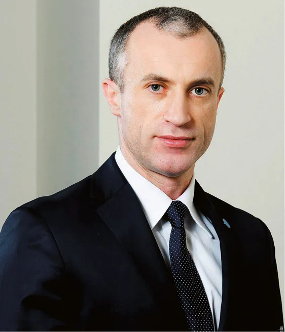 3299647-grzegorz-cessak-prezes-urzedu.jpg