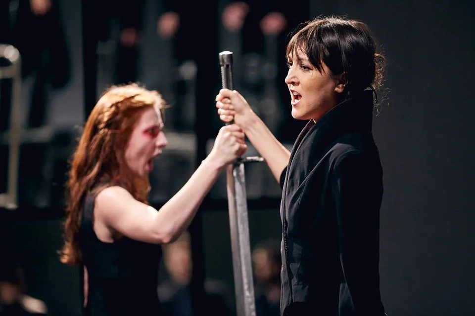 Hamlet-komentarz Teatr Pieśń Kozła N. Voskoboynikow Fot. Mateusz Bral 