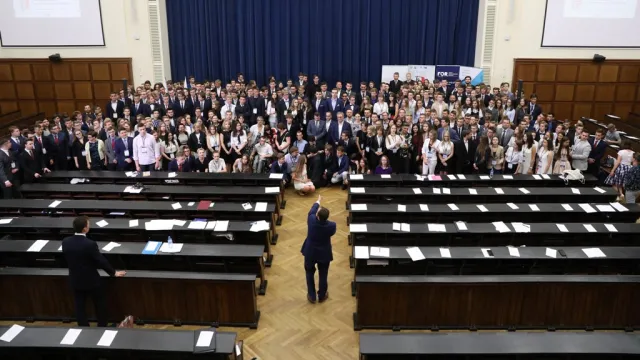Parlament Dzieci i Młodzieży w tym roku obradował nie w Sejmie, a na UW. Przyjęto uchwałę o przeciwdziałania dyskryminacji