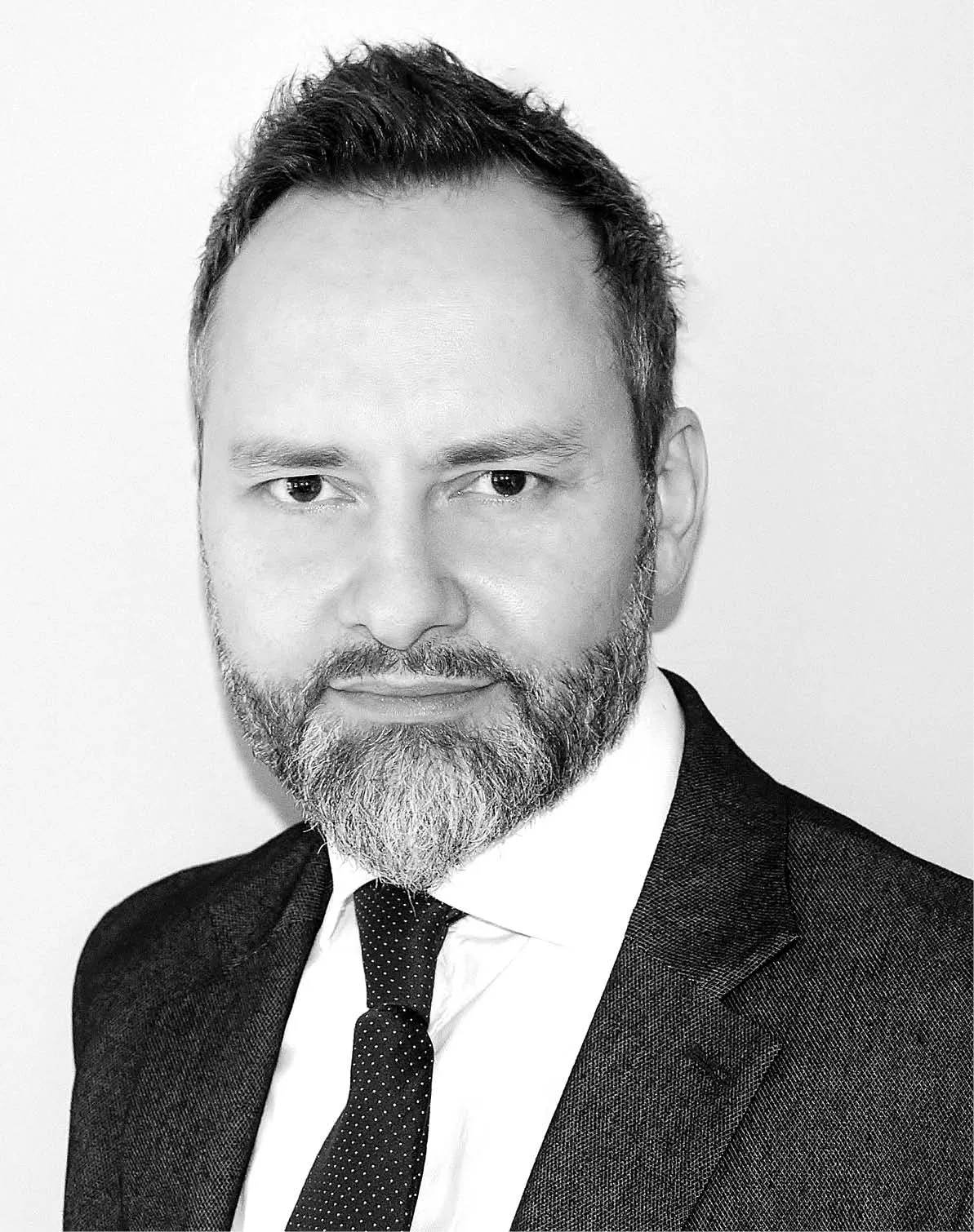 3711339-janusz-piotr-kolczynski-radca.jpg