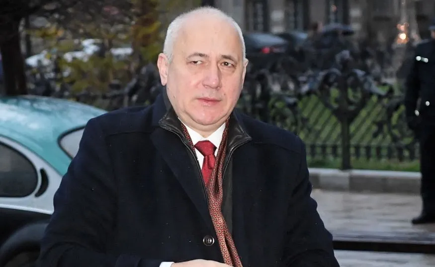 Brudziński o sprawie Scheuring-Wielgus: Protestując, nie należy łamać prawa i obrażać uczuć religijnych katolików
