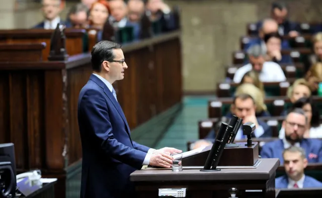 Co obiecał w expose Mateusz Morawiecki? Zeroemisyjne szkoły, emerytury, estoński CIT, PPK w konstytucji [9 PUNKTÓW]
