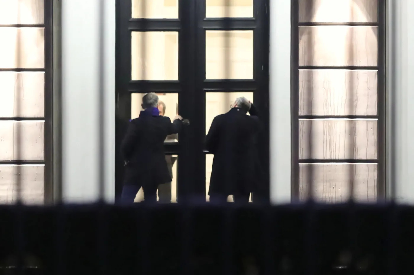 Reforma wymiaru sprawiedliwości: Trwa spotkanie klubów partii z Andrzejem Dudą
