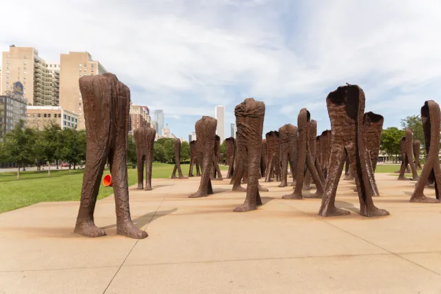 „Embodied Forms" - duża wystawa prac Abakanowicz w Nowym Jorku