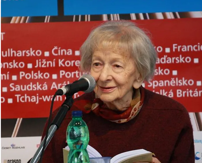 Był przeciek w sprawie Nobla dla Szymborskiej