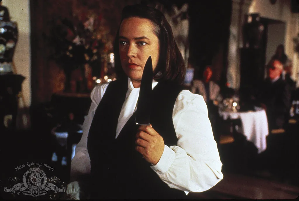 4211317-kathy-bates-w-filmie-mysery.jpg