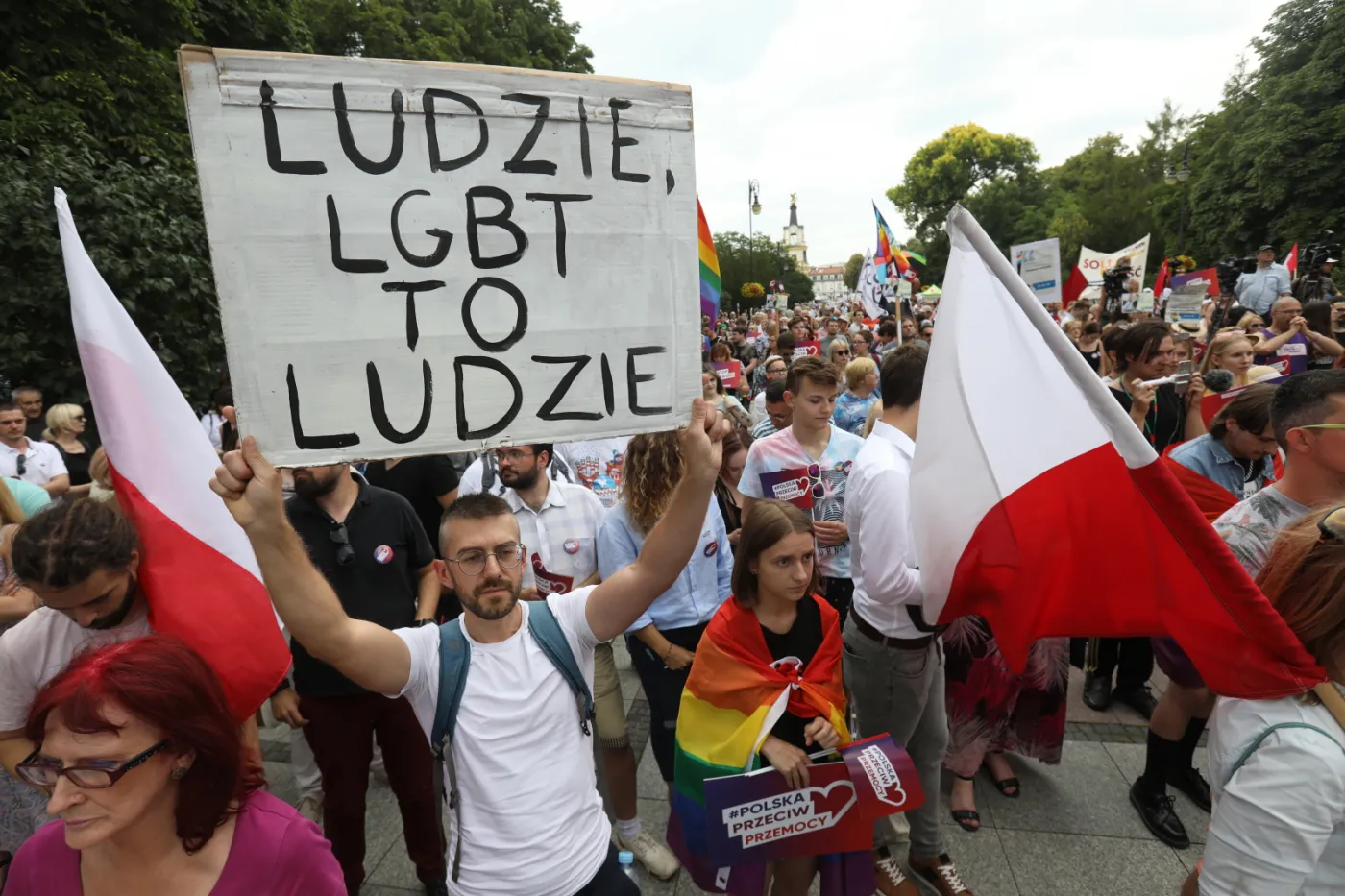 Białystok. Manifestacja. Marsz. Protest przeciw przemocy