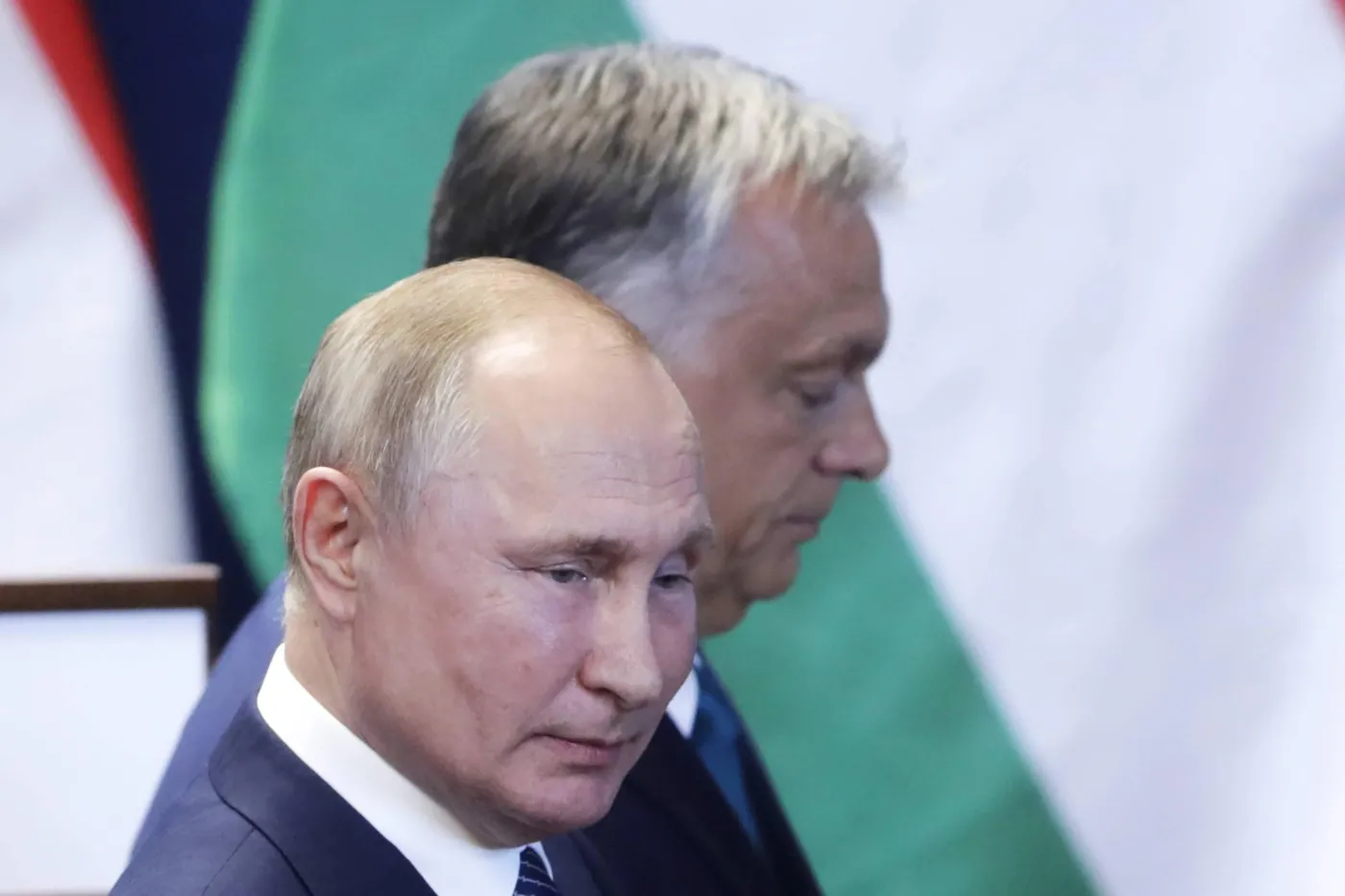 4364031-wladimir-putin-i-victor-orban.jpg