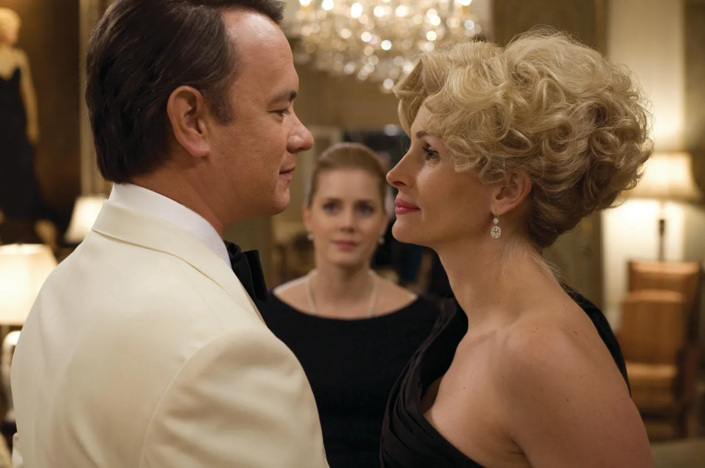 Tom Hanks i Julia Roberts ratują Afganistan
