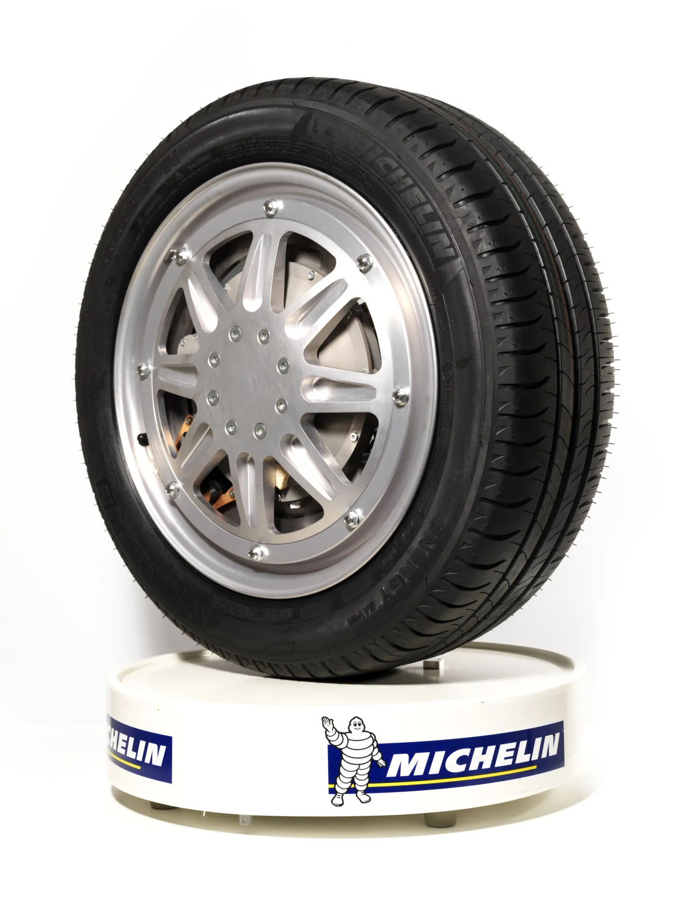 fr_active_wheel2_142202a_850259.jpg