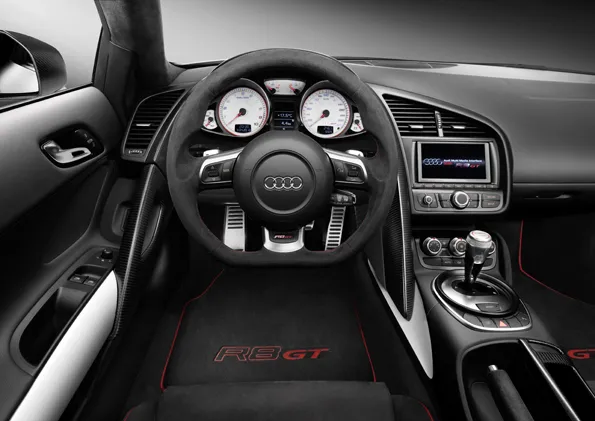 Audi R8 GT - mocniejsze, lżejsze, szalone!